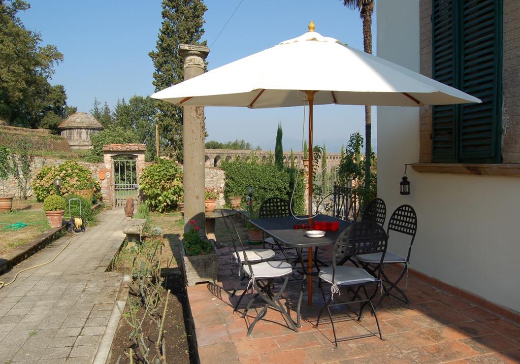 Villa Rossini Lucques Chambre photo
