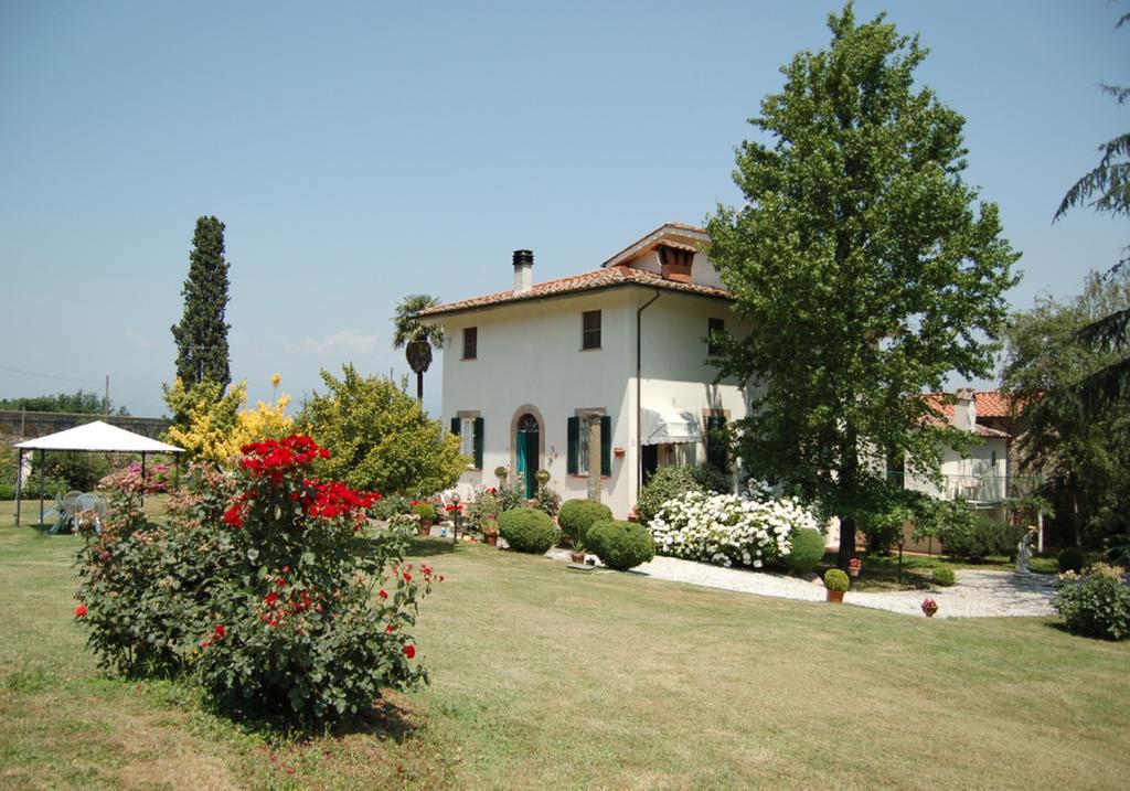 Villa Rossini Lucques Chambre photo